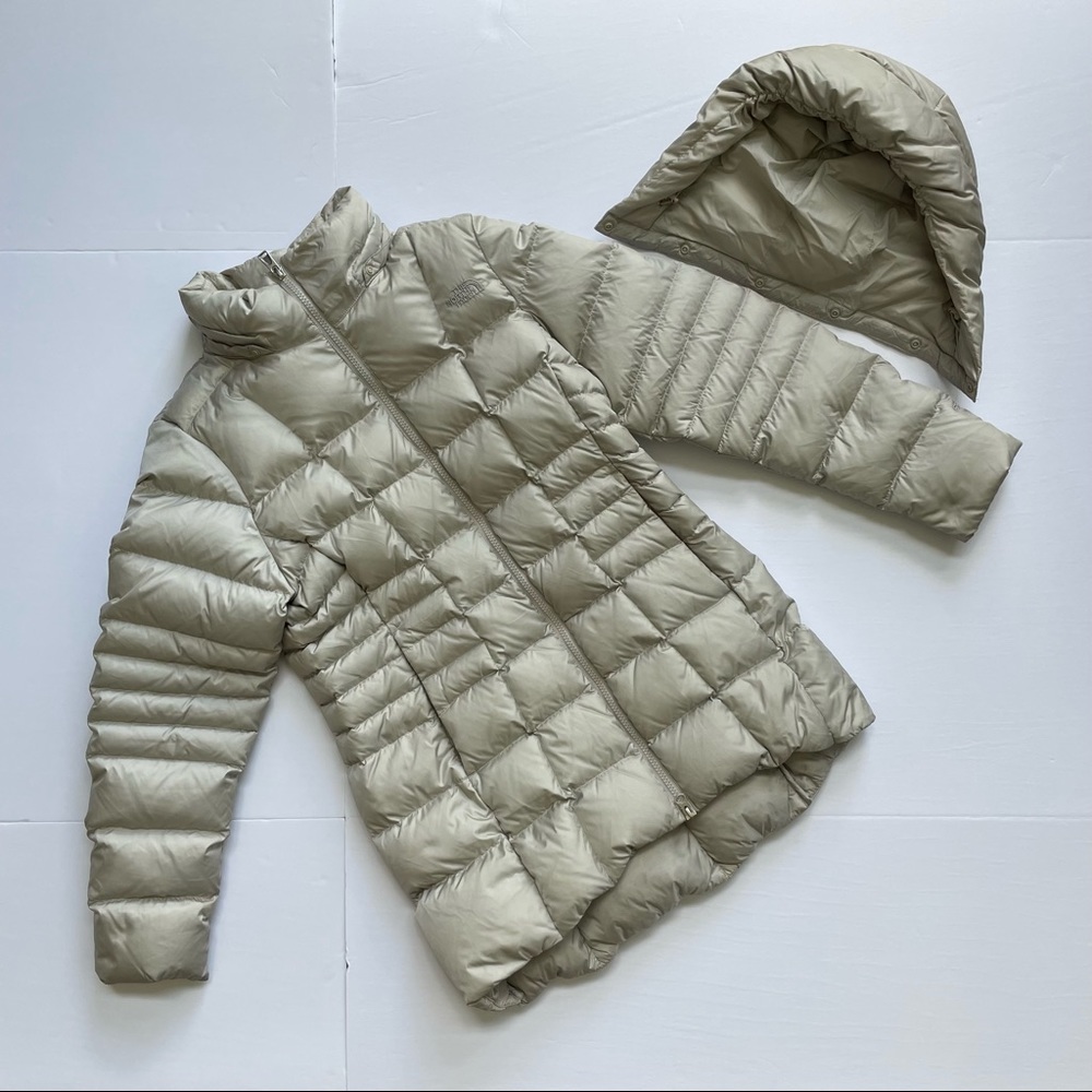 The North Face Padded 550 Fill Women’s Jacket, Size Medium - Picture 4 of 8